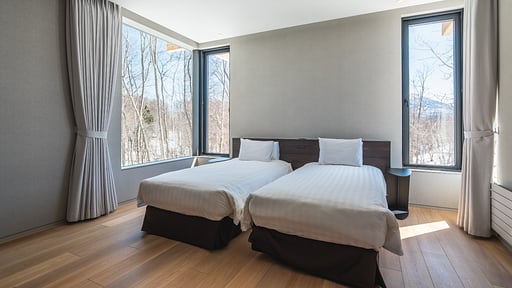 Yuki Drift Chalet Bedroom 4