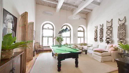 20 Middle Street Billiard