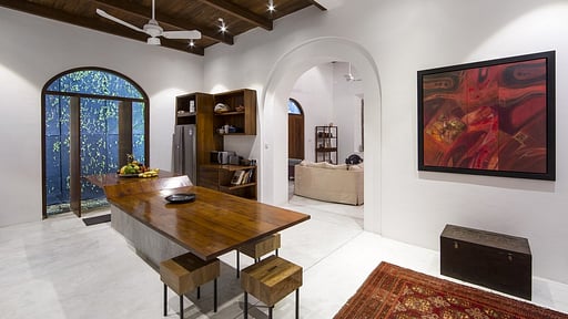 5 Middle Street Dining area