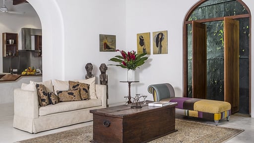 5 Middle Street Living room