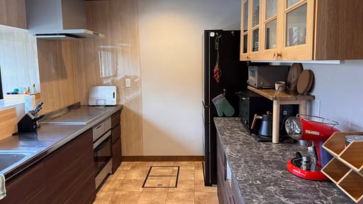 5 Peaks Chalet Kitchen