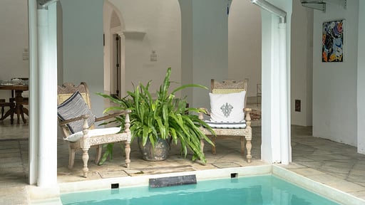 71 Pedlar St Бассейн