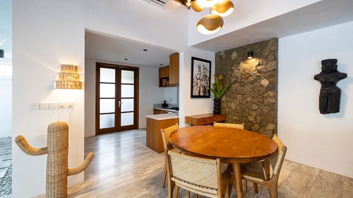 A Villa in Seminyak Dining area