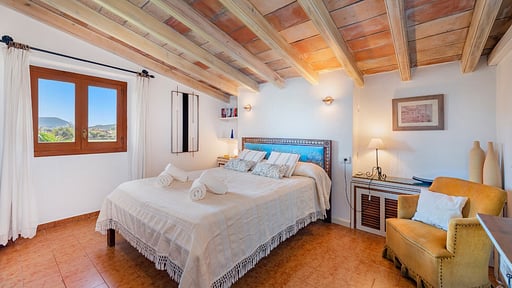 Les Murteretes Bedroom 2