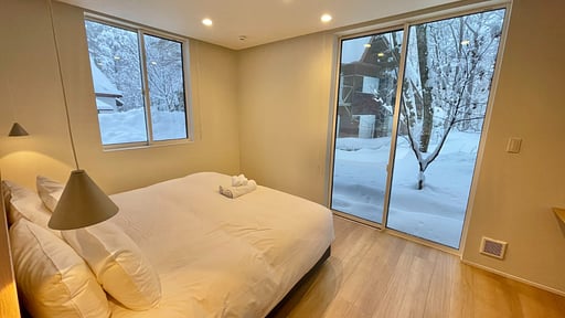 Ahiru Chalet Bedroom 1
