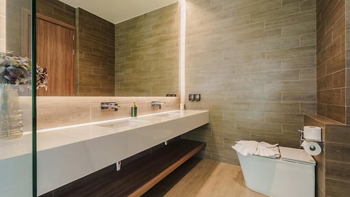 Aileen Villa Layan Bedroom 1