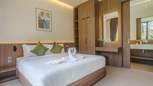 Aileen Villa Layan Bedroom 2