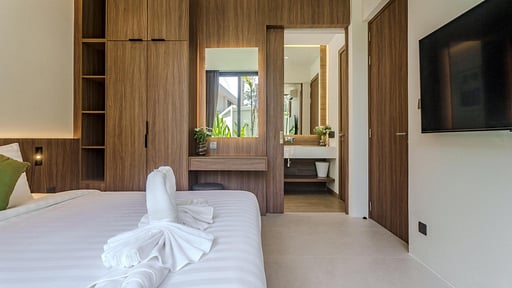 Aileen Villa Layan Bedroom 2