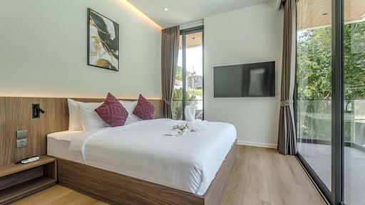 Aileen Villa Layan Bedroom 3