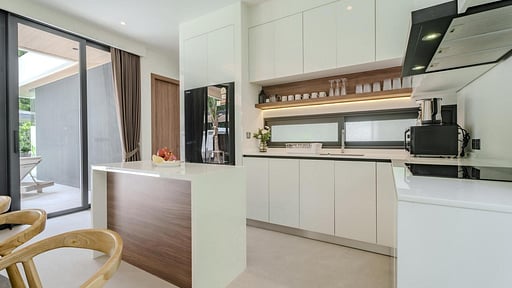 Aileen Villa Layan Kitchen