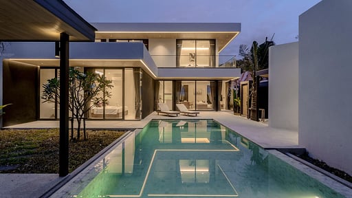 Aileen Villa Layan Swimming pool