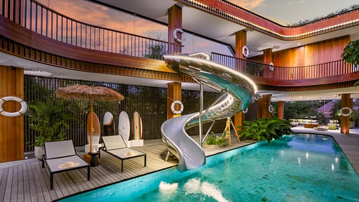 Akashi Residence Swimming pool