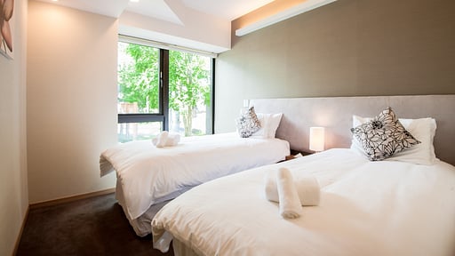 Akazora Premium Two Bedroom Apartment Bedroom 2