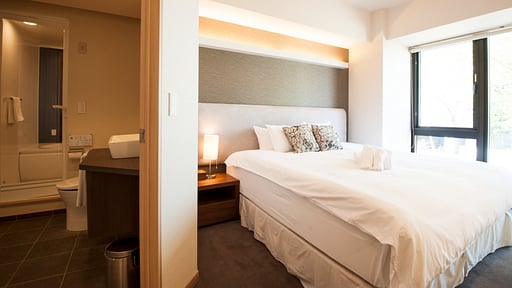 Akazora Premium Two Bedroom Apartment Bedroom 1