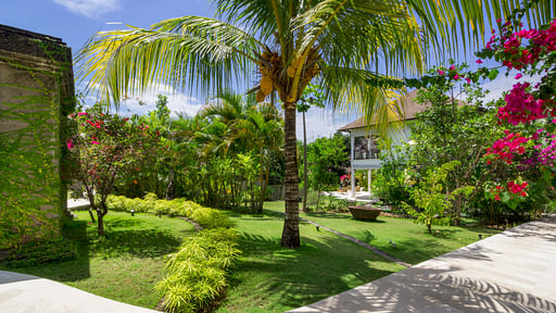 Akilea Estate Jardín