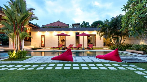 Alarte Estate Garden