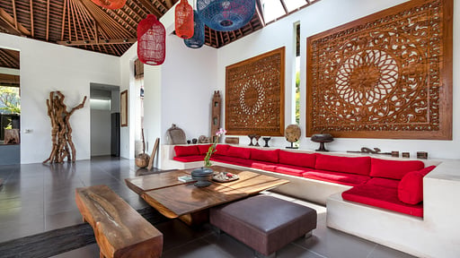 Alarte Estate Living room 1