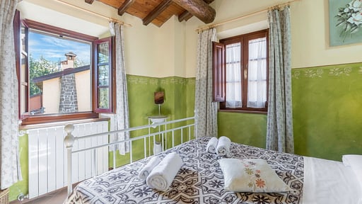 Alba Apartment Bedroom 1