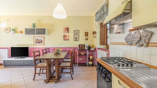 Alba Apartment Dining area