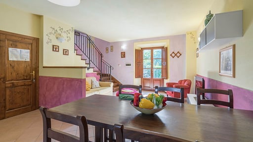 Alba Apartment Dining area