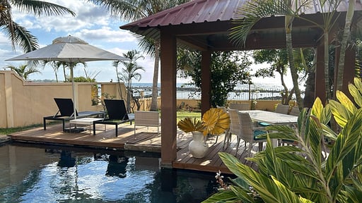 Beachfront Villa Mauritius Schwimmbad