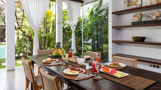 Alice Estate Dining area 2