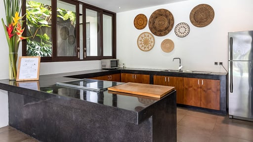 Alice Estate Kitchen