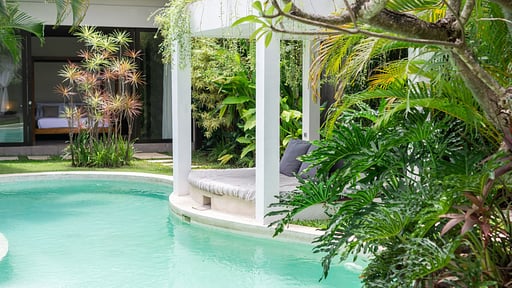 Alice Estate Swimming pool 2