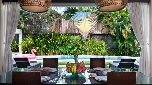 Alice Estate Dining area 1