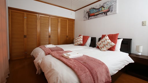 Alpen House Bedroom 3