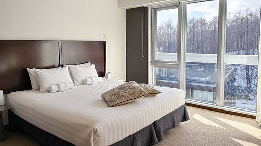 Alpen Ridge Penthouse Bedroom 2
