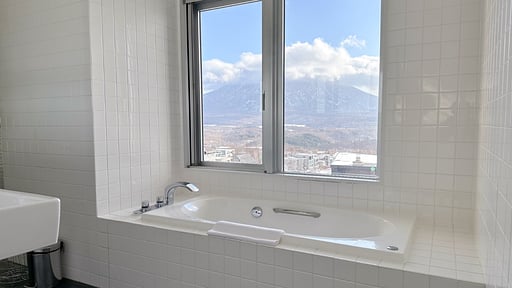 Alpen Ridge Penthouse Bedroom 1