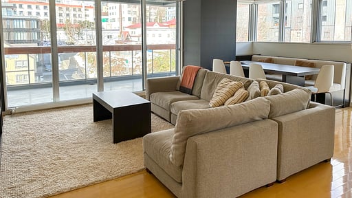 Alpen Ridge Three Bedroom Premium Living room