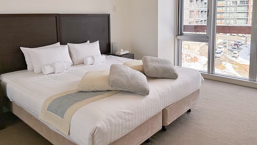 Alpen Ridge Three Bedroom Premium Bedroom 2