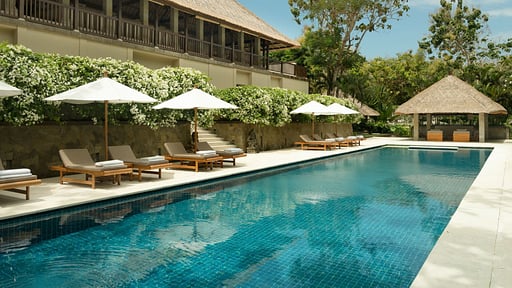 Aman Villas Nusa Dua Five Bedroom Piscina