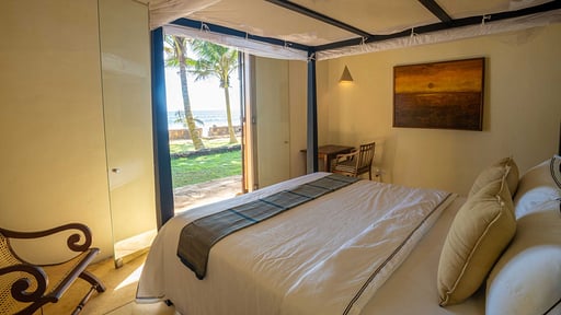 Ambalama Villa Bedroom 1