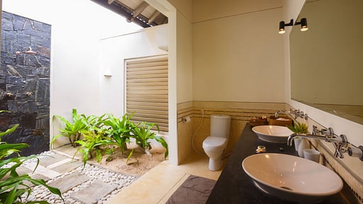 Ambalama Villa Bedroom 1