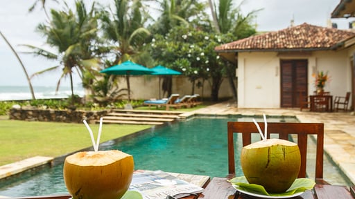 Ambalama Villa Dining area