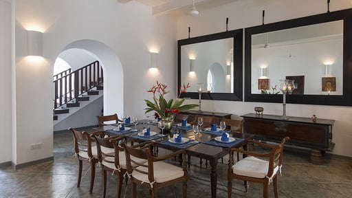 Ambassador's House Eethoek