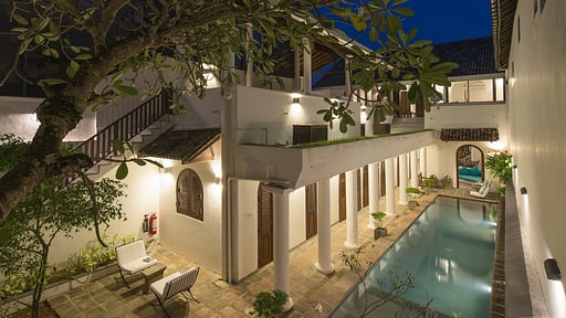 Ambassador's House Zwembad