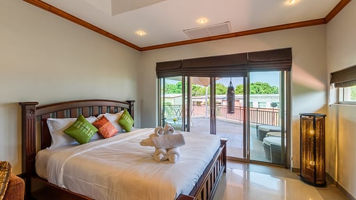 Amber Villa Спальня 2