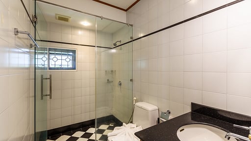 Amber Villa Спальня 2