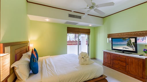 Amber Villa Спальня 3