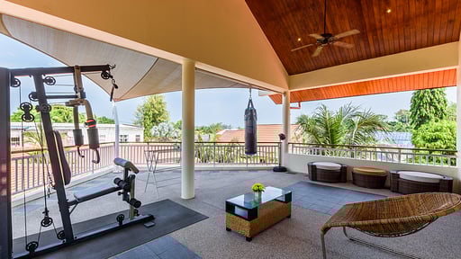 Amber Villa Тренажерный зал