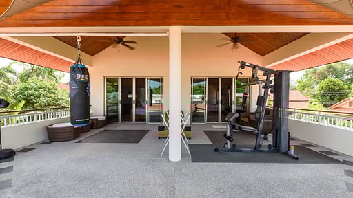 Amber Villa Тренажерный зал