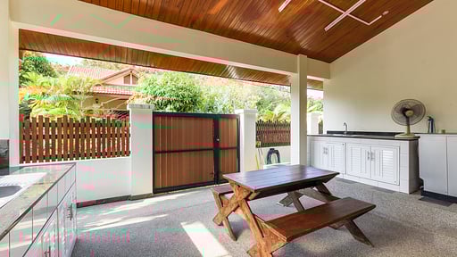 Amber Villa Прочее