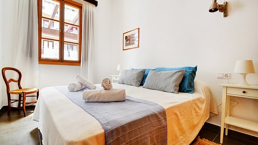 Amilcar House Спальня 1