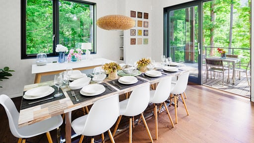 Amo 54 Chalet Dining area