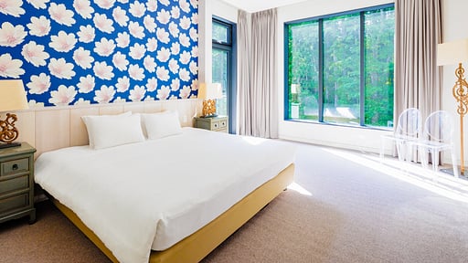 Amo 54 Chalet Bedroom 1