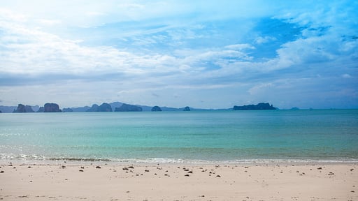 ÀNI Thailand Beach